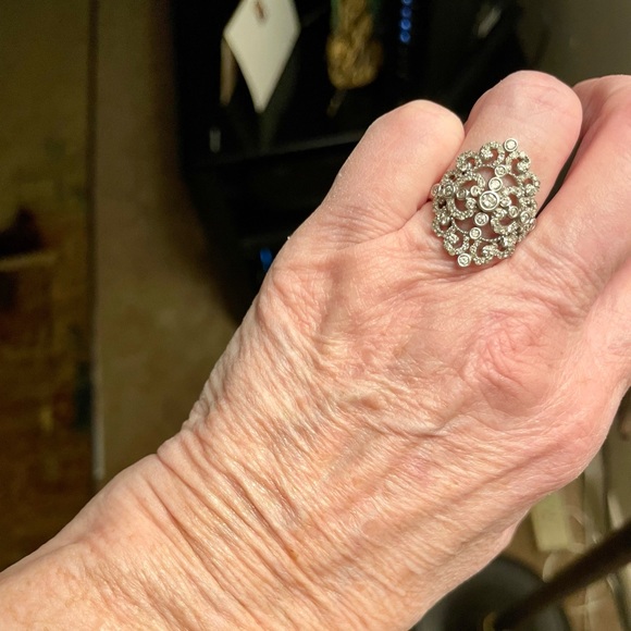 Diamond Cluster Ring - Picture 3 of 8